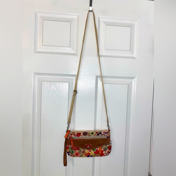Lily Bloom crossbody floral purse. - Picture 2 of 6